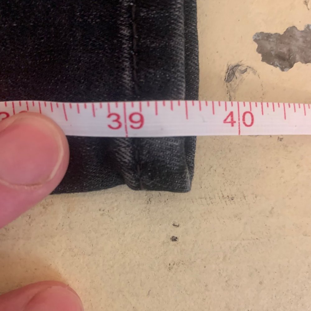 Levi's Mid Rise Skinny - Picture 10 of 13